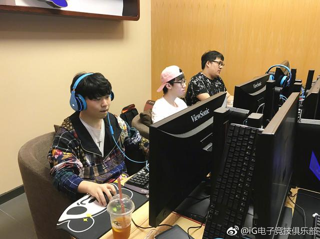 出色
