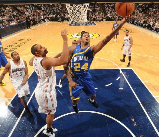 他在球场上 他在球场上