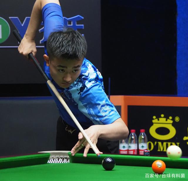 队在比赛中 队在比赛中