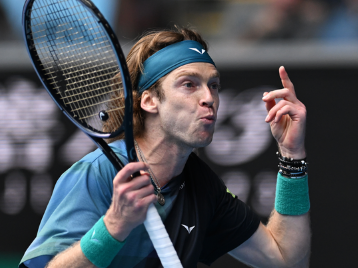 球智商使他 球智商使他