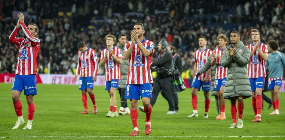 传打向弱侧 传打向弱侧